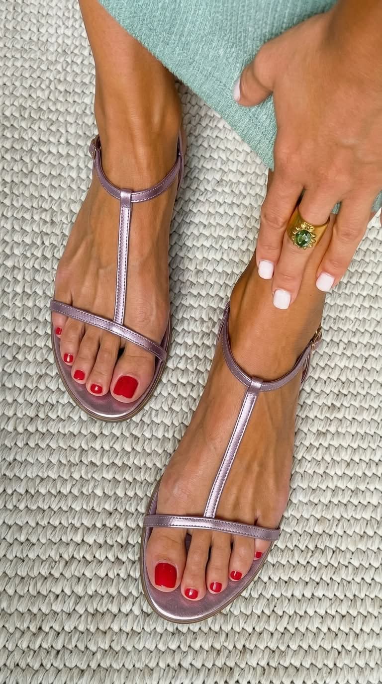 The Lubine Sandal