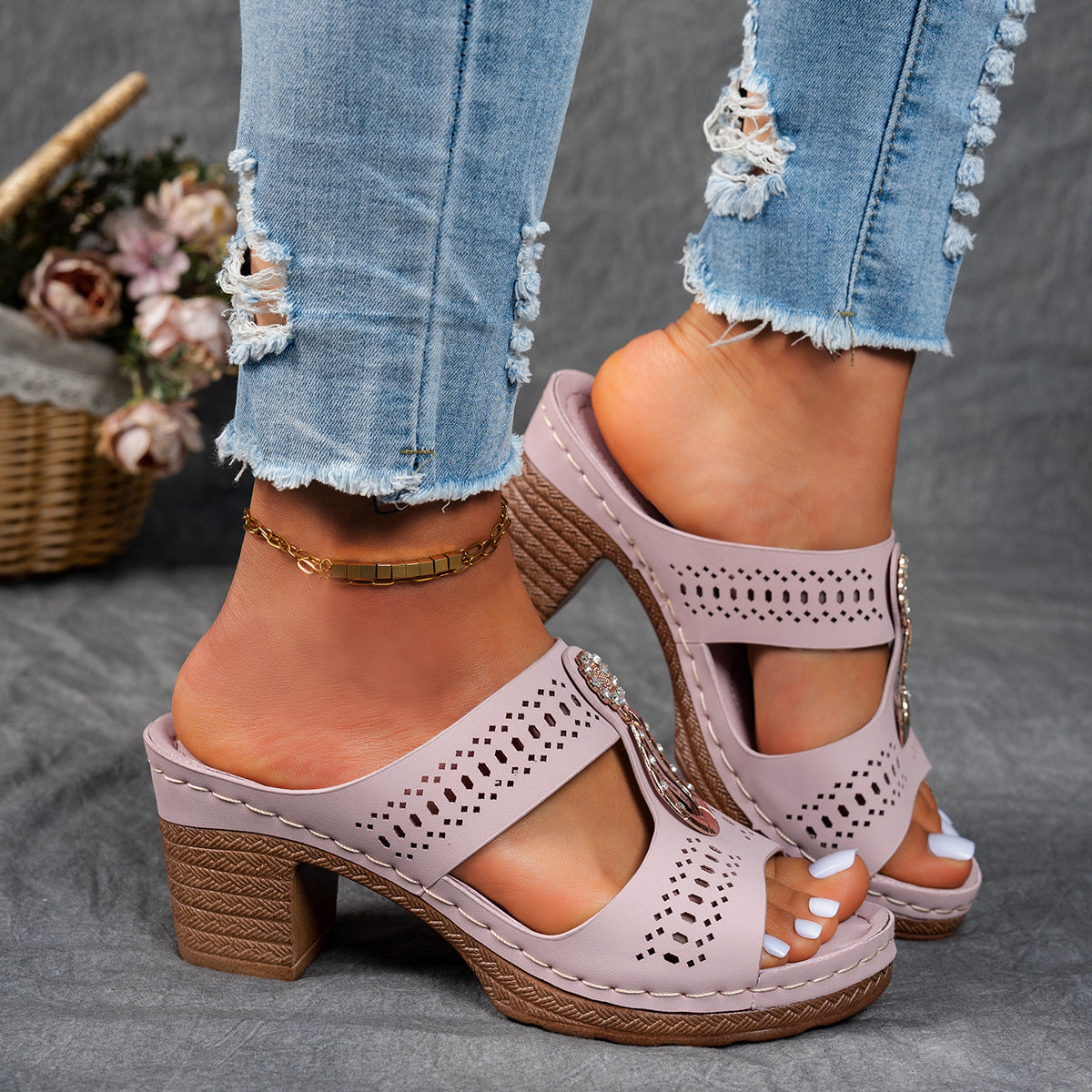 The Gwenllian Comfort Sandal
