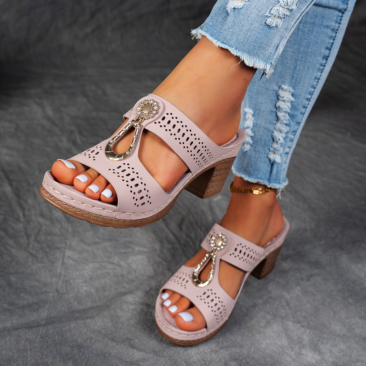 The Gwenllian Comfort Sandal