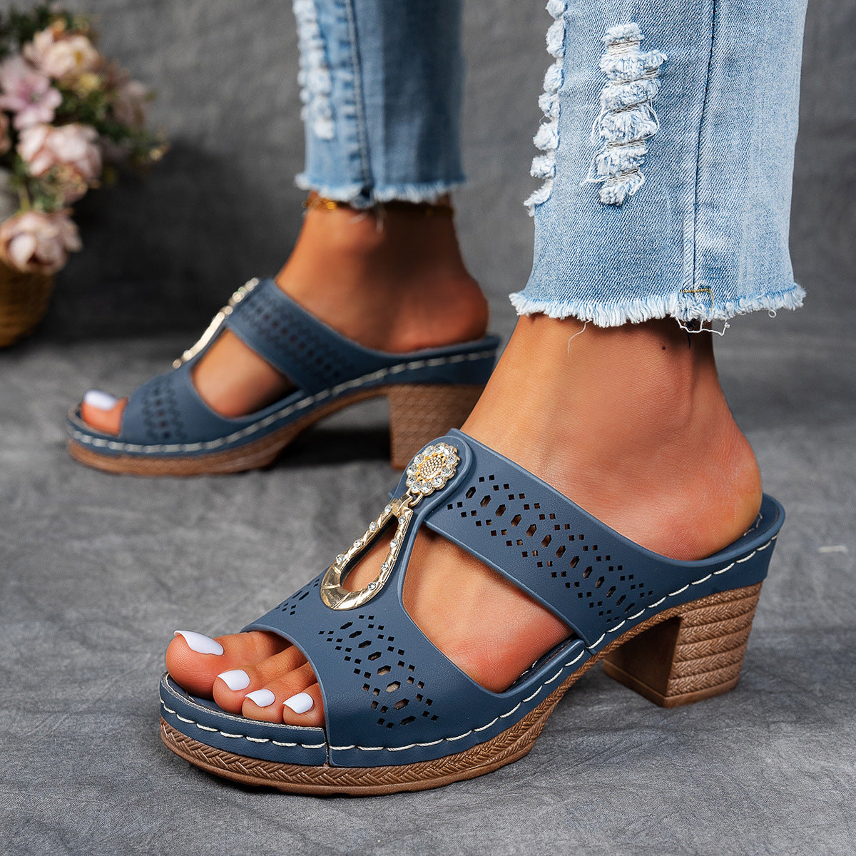 The Gwenllian Comfort Sandal
