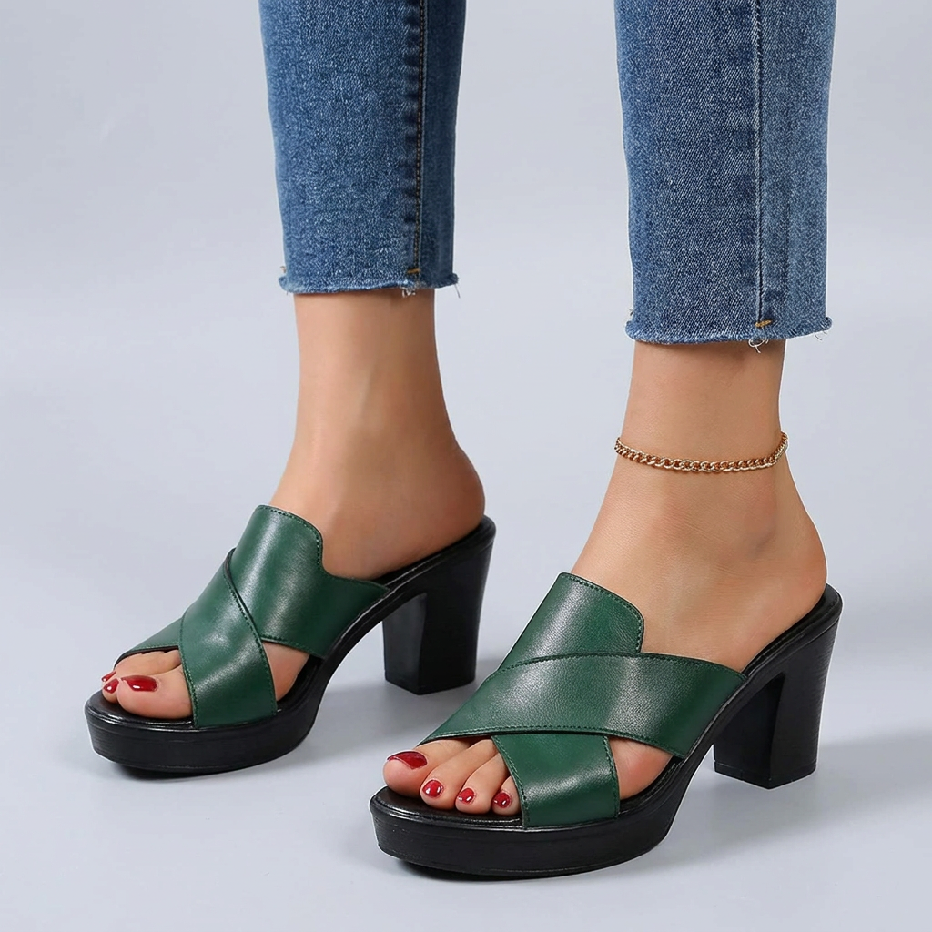 The Nia Comfort Sandal
